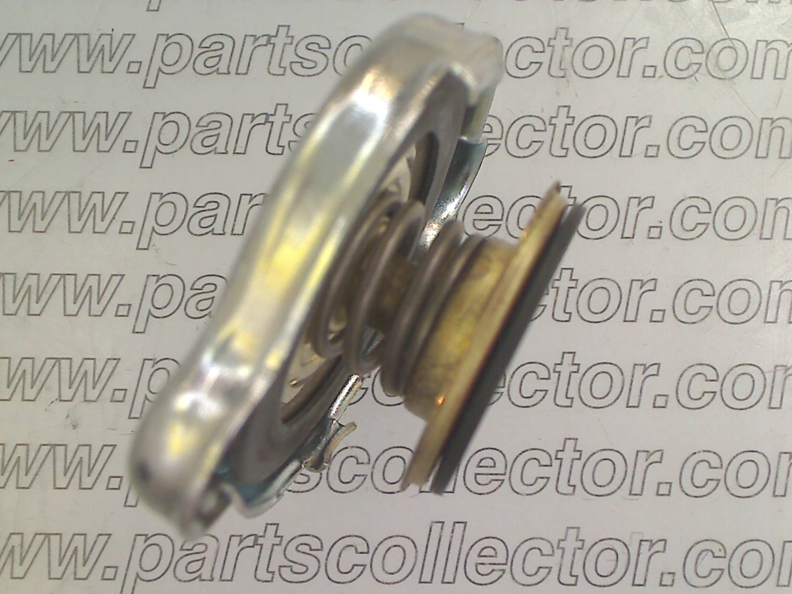 FERRARI 137644 - 101499 Engine code 9238 compatible with: ALFA ROMEO ALFA ROMEO, FERRARI 308, FERRARI FERRARI, FIAT FIAT, LANCIA LANCIA, MASERATI BITURBO, MASERATI MASERATI, UNIVERSALE UNIVERSALE - additional view